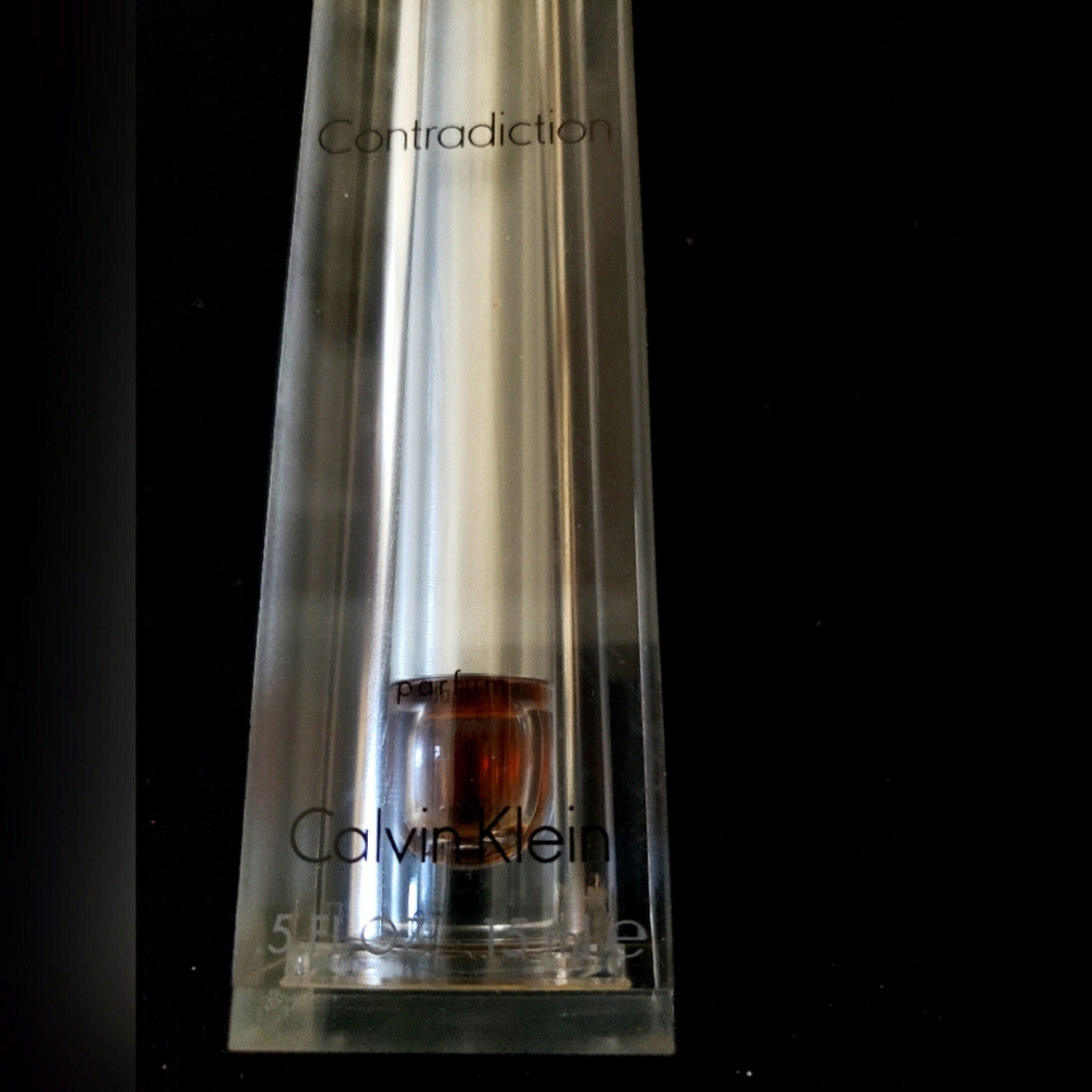 Calvin Klein Contradiction Perfume